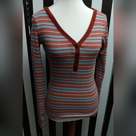 Madewell long sleeve top - Picture 2 of 7